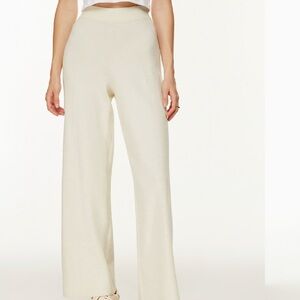 Wilfred Souvenir Cream Wide-Leg Sweater Women's Pants